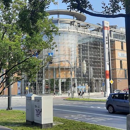 Mansarda Ogrod Saski Centrum Csk Zwirki I Wigury Lublin Buitenkant foto