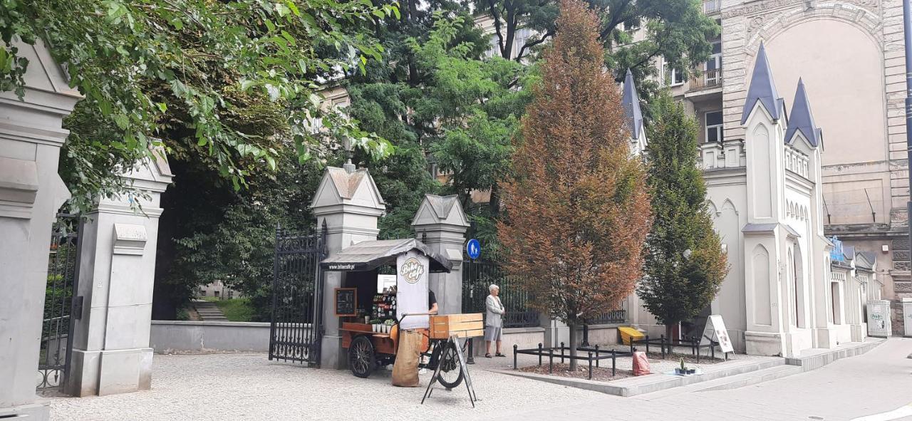 Mansarda Ogrod Saski Centrum Csk Zwirki I Wigury Lublin Buitenkant foto